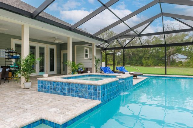 8180 NE 8TH PLACE, High Springs, FL 32643