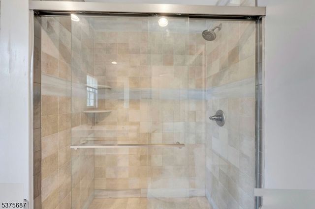 1309 Valley Road B, Wayne Twp., NJ 07470