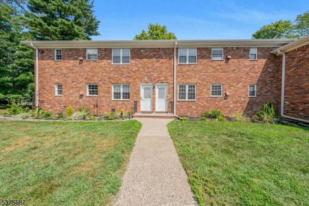 1309 Valley Road B, Wayne Twp., NJ 07470