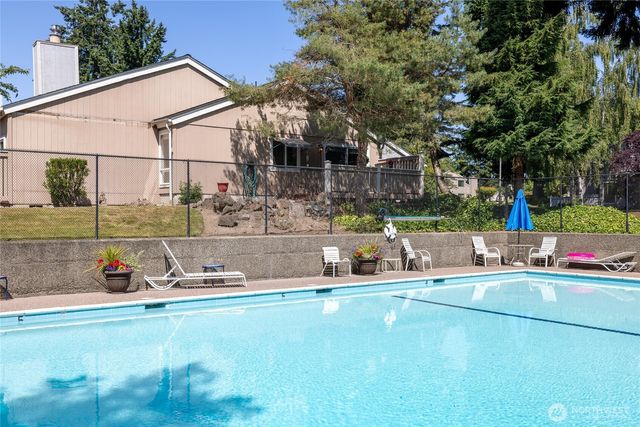 3207 SW 319TH Street #48, Federal Way, WA 98023
