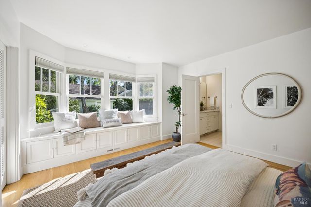 137 France St, Sonoma, CA 95476