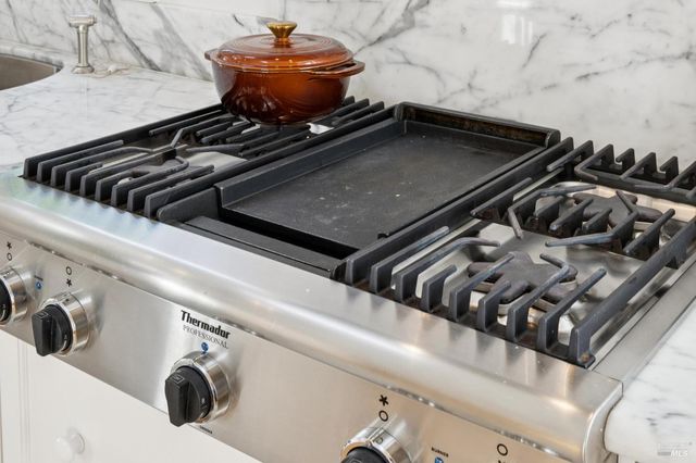 137 France St, Sonoma, CA 95476