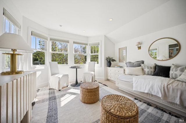 137 France St, Sonoma, CA 95476