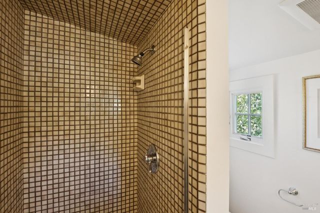 137 France St, Sonoma, CA 95476