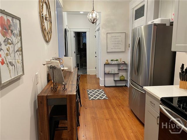 210 E State Street, Savannah, GA 31401