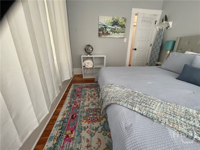 210 E State Street, Savannah, GA 31401