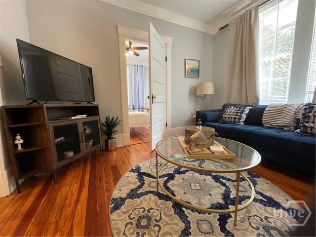 210 E State Street, Savannah, GA 31401