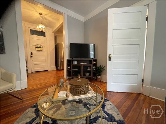 210 E State Street, Savannah, GA 31401