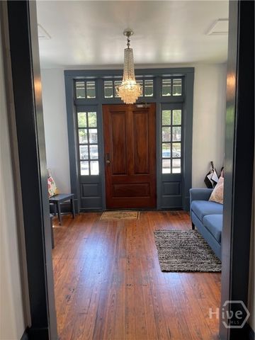 210 E State Street, Savannah, GA 31401