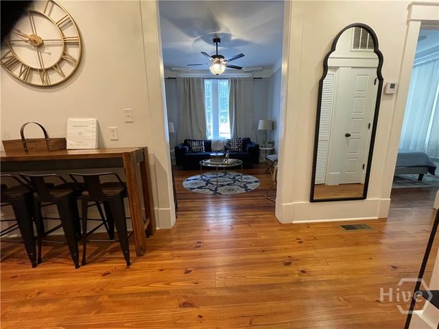 210 E State Street, Savannah, GA 31401
