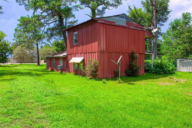 3020 Fm 563, Anahuac, TX 77514