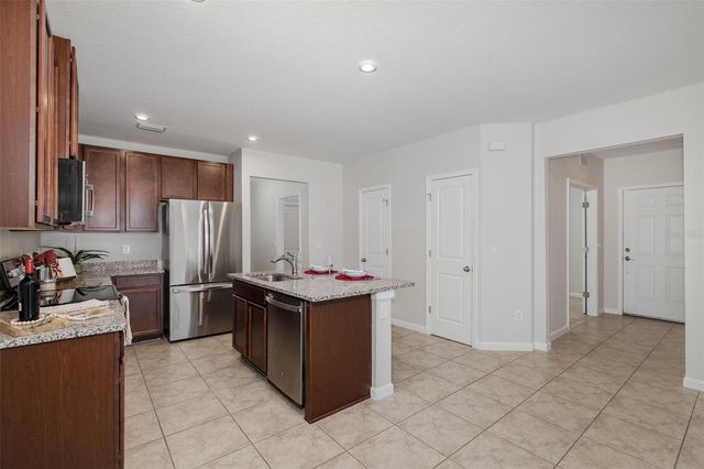 17911 TURNING LEAF CIRCLE, Land O Lakes, FL 34638