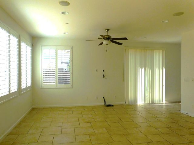 2023 E Makenna Drive, Fresno, CA 93730