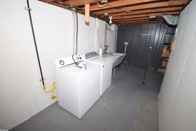 30112 Gloria Street, Saint Clair Shores, MI 48082