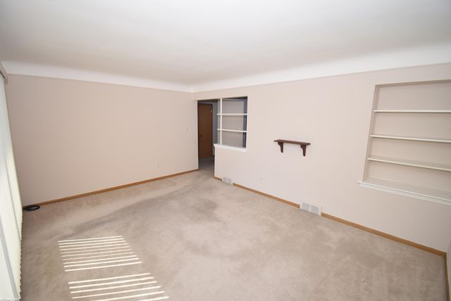 30112 Gloria Street, Saint Clair Shores, MI 48082