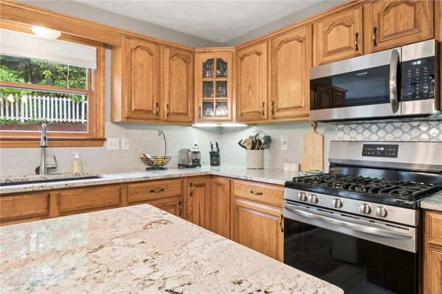 5056 Cypress Dr, Murrysville, PA 15668