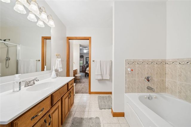 5056 Cypress Dr, Murrysville, PA 15668