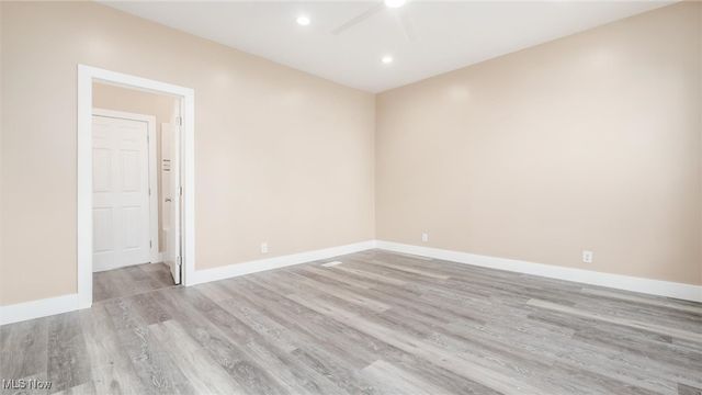 1332 Playford Avenue, Zanesville, OH 43701