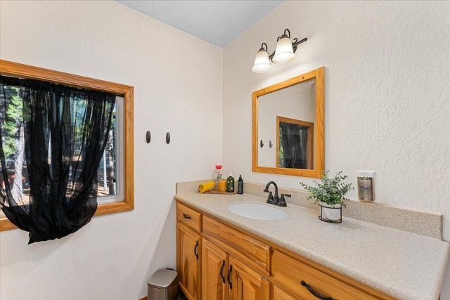 34820 Emigrant Trail, Shingletown, CA 96088