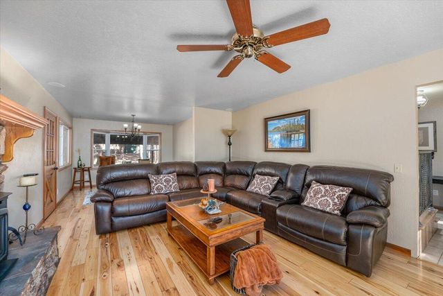 34820 Emigrant Trail, Shingletown, CA 96088