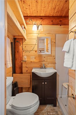 15916 Zurich Way, Pine Mountain Club, CA 93222