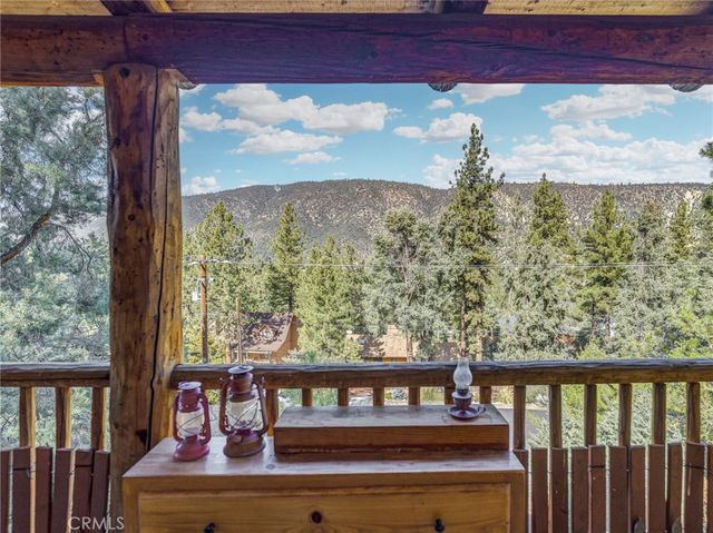 15916 Zurich Way, Pine Mountain Club, CA 93222