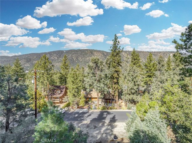 15916 Zurich Way, Pine Mountain Club, CA 93222