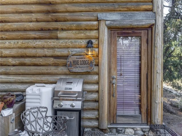 15916 Zurich Way, Pine Mountain Club, CA 93222