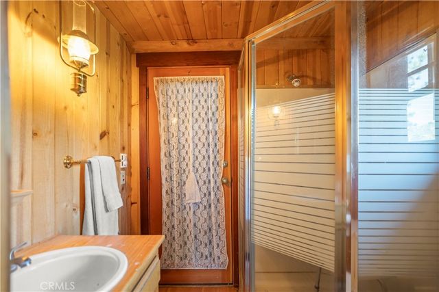 15916 Zurich Way, Pine Mountain Club, CA 93222