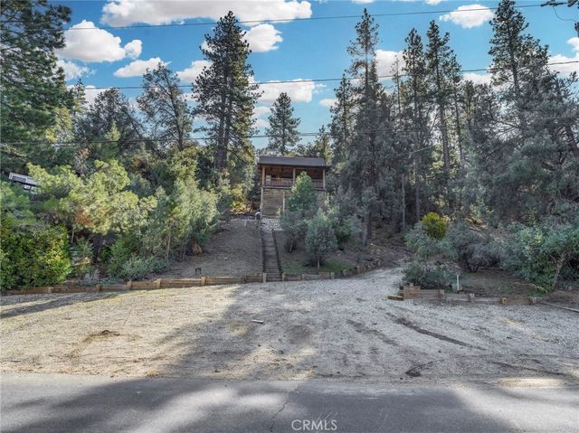 15916 Zurich Way, Pine Mountain Club, CA 93222