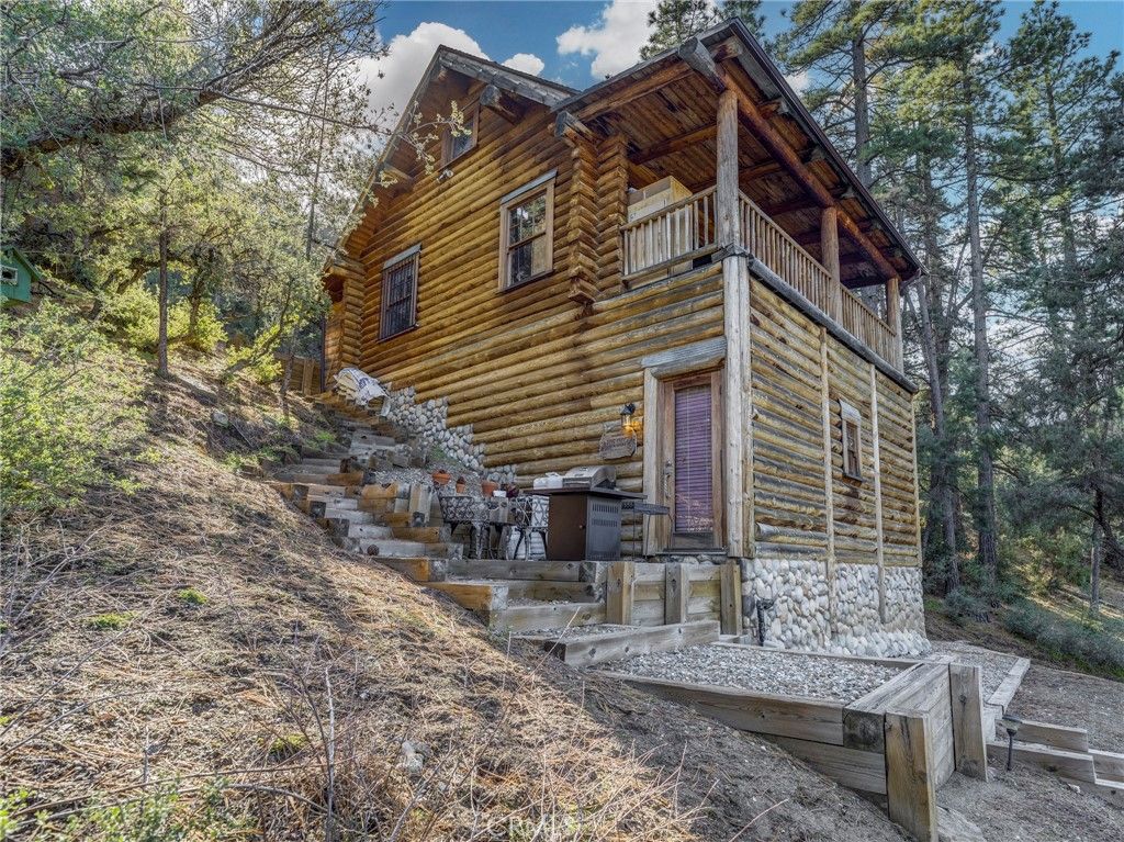 15916 Zurich Way, Pine Mountain Club, CA 93222