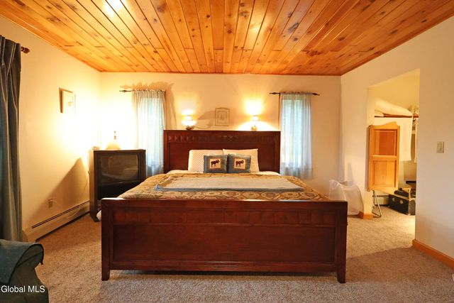 2727 Schroon River Road, Chester, NY 12817