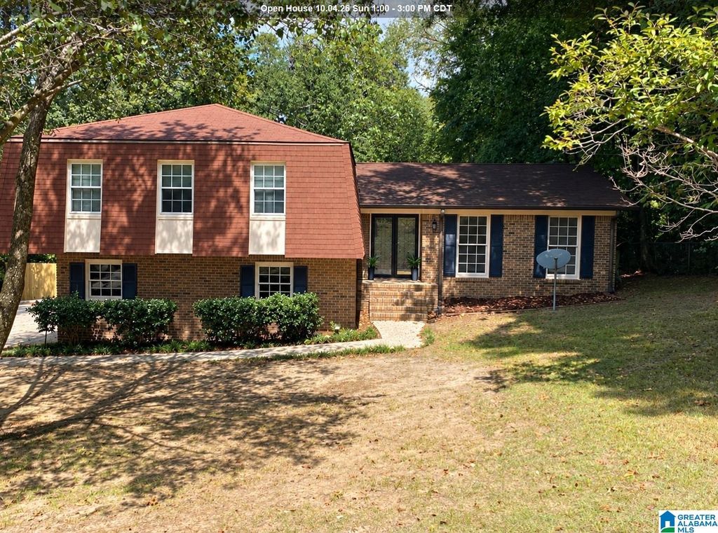 2922 17TH STREET E, Tuscaloosa, AL 35404