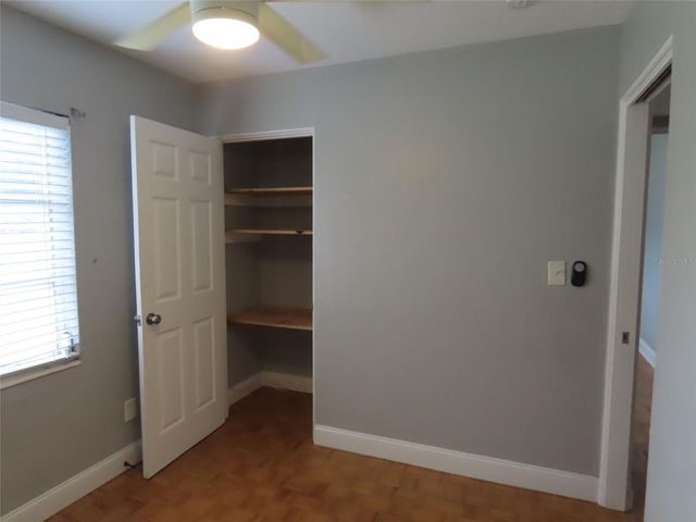 2434 65TH STREET N, St Petersburg, FL 33710