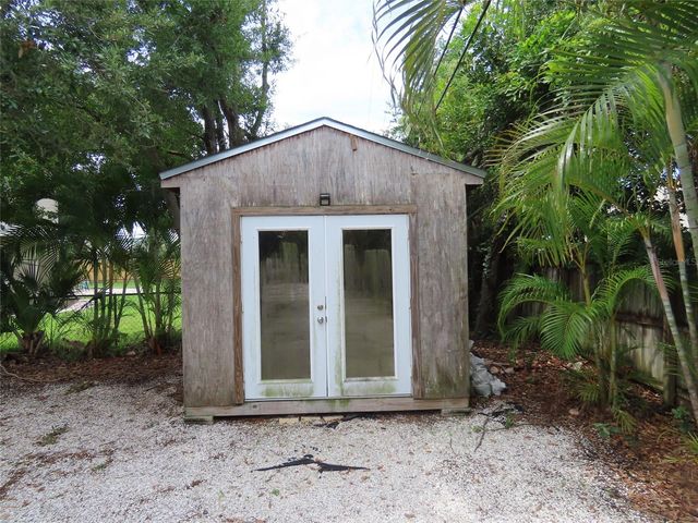 2434 65TH STREET N, St Petersburg, FL 33710