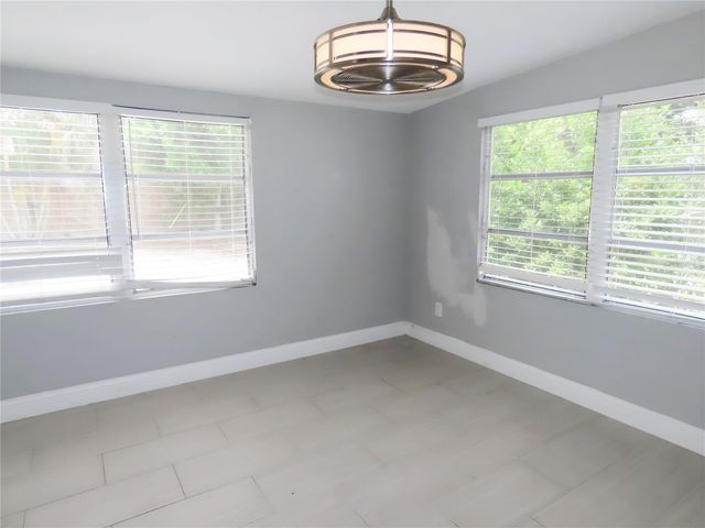 2434 65TH STREET N, St Petersburg, FL 33710