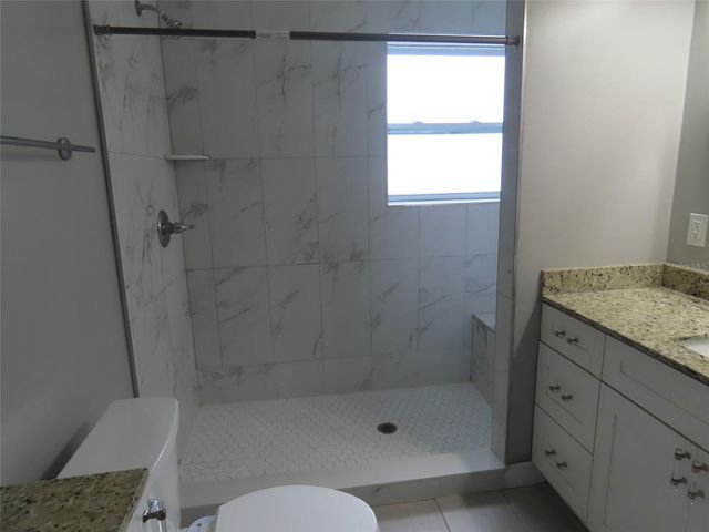 2434 65TH STREET N, St Petersburg, FL 33710