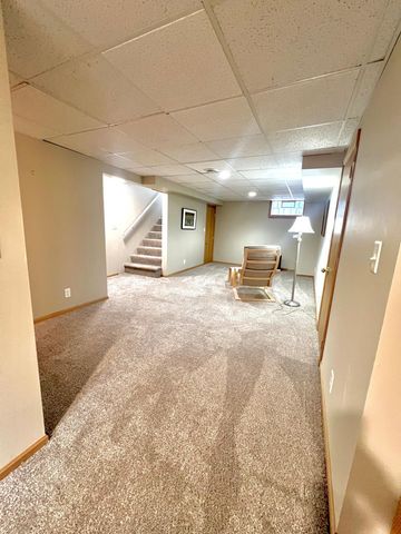 2925 Georgia Avenue S, Saint Louis Park, MN 55426