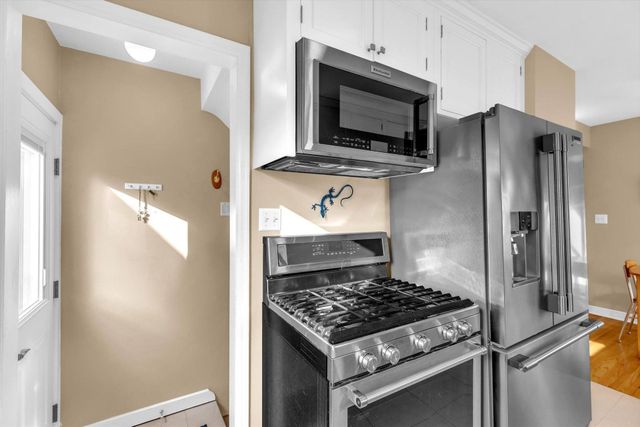 2925 Georgia Avenue S, Saint Louis Park, MN 55426