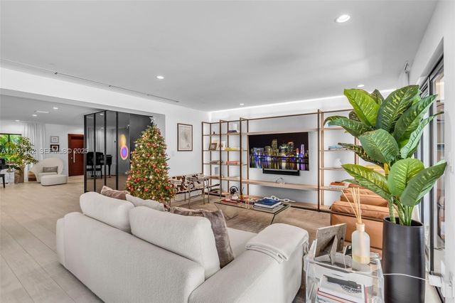 490 NE 91st St, Miami Shores, FL 33138