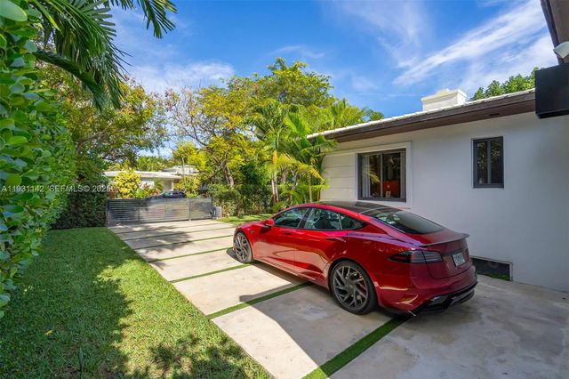 490 NE 91st St, Miami Shores, FL 33138