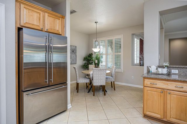 2748 Woodacre Ct, Lincoln, CA 95648