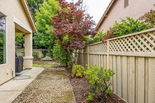 2748 Woodacre Ct, Lincoln, CA 95648