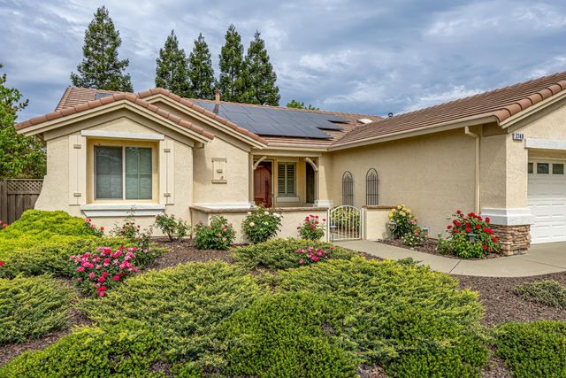 2748 Woodacre Ct, Lincoln, CA 95648