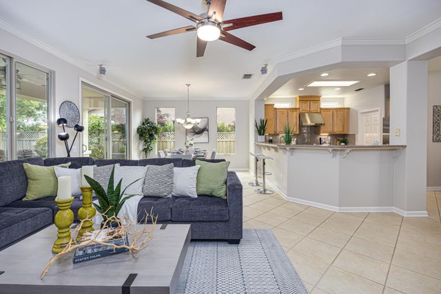 2748 Woodacre Ct, Lincoln, CA 95648