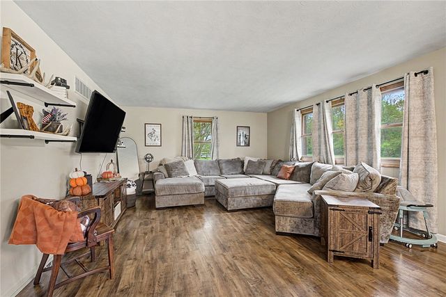 707 Old State Route 122, Clearcreek Twp, OH 45036