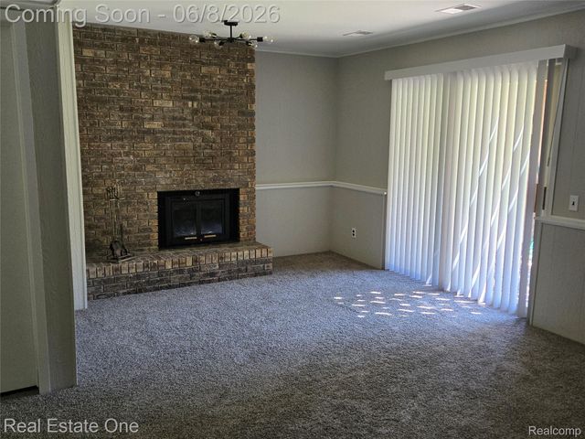 661 Harry Paul Drive, Orion Charter Township, MI 48362