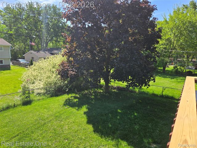661 Harry Paul Drive, Orion Charter Township, MI 48362