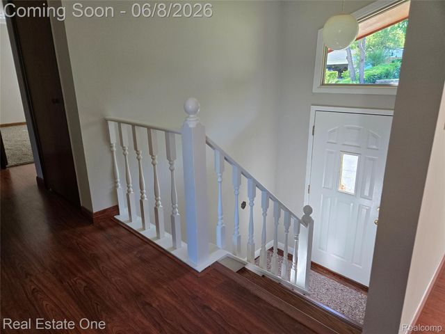 661 Harry Paul Drive, Orion Charter Township, MI 48362