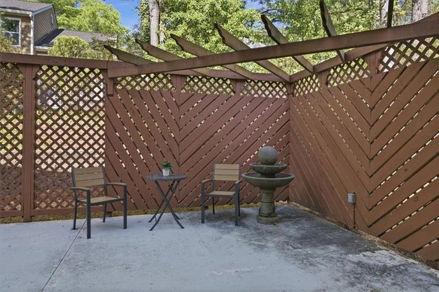 220 Ridge Point Court, Alpharetta, GA 30022